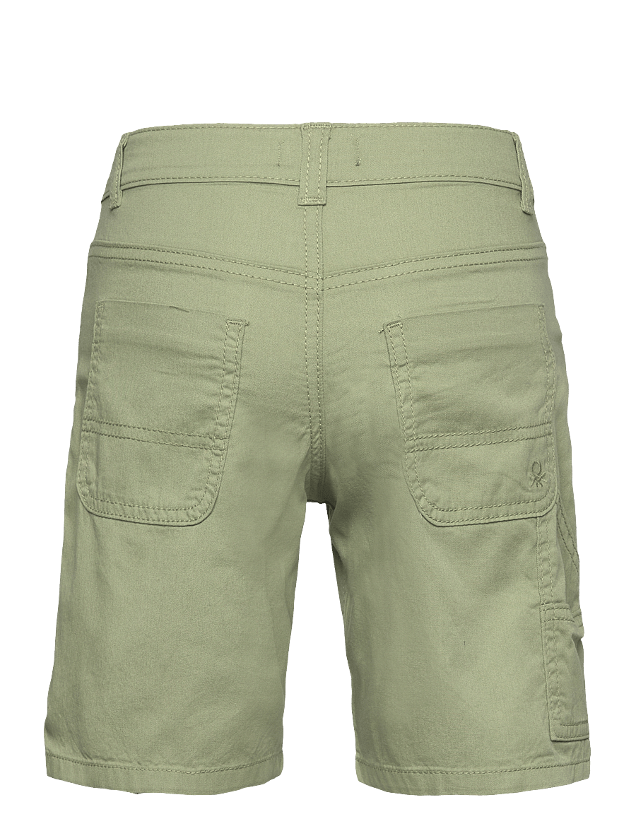United Colors of Benetton - BERMUDA - short en jeans - green - 1