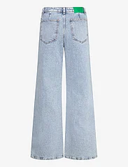 United Colors of Benetton - TROUSERS - jeans met wijde pijpen - white - 1