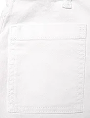 United Colors of Benetton - SHORTS - denim shorts - optical white - 2