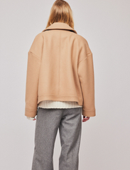 Once Untold - Amber Short Coat - wool jackets - lt brown - 2