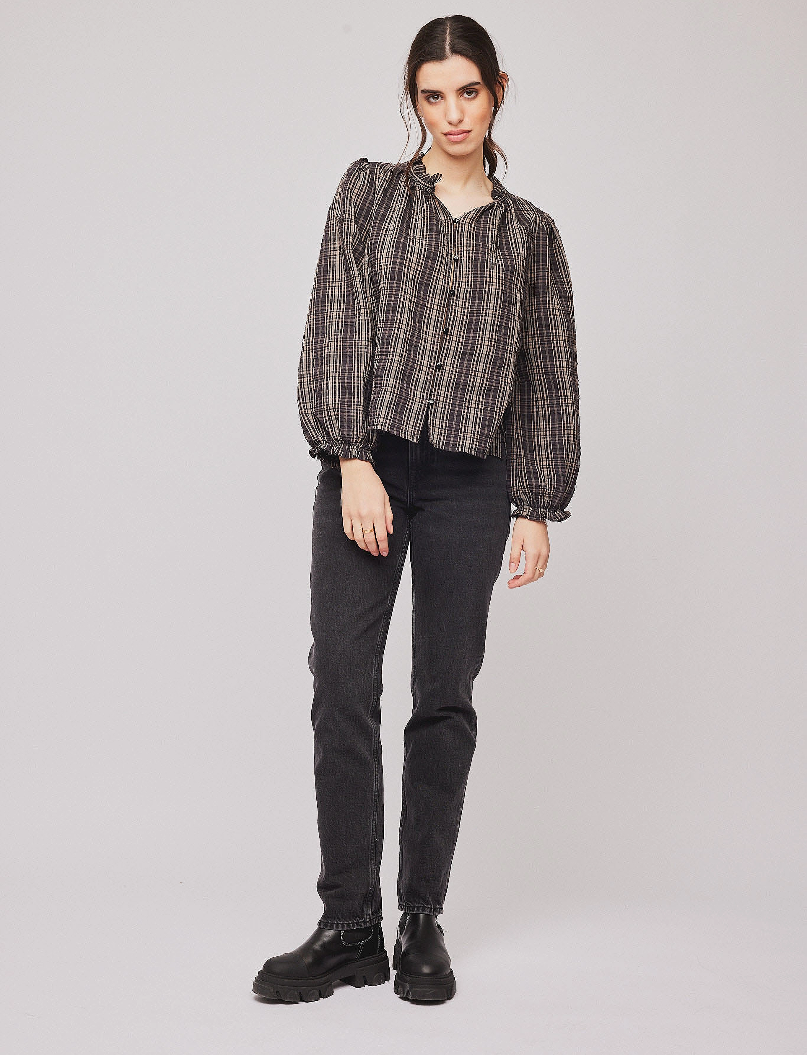 Once Untold - Highline Button Blouse - langärmlige blusen - black/sand - 2