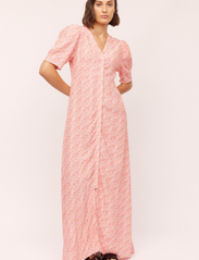 Once Untold - Ellen Long Dress - ballīšu apģērbs par outlet cenām - pink petite flower - 4