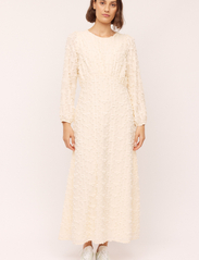 Once Untold - Julia Long Dress - odzież imprezowa w cenach outletowych - vanilla - 2