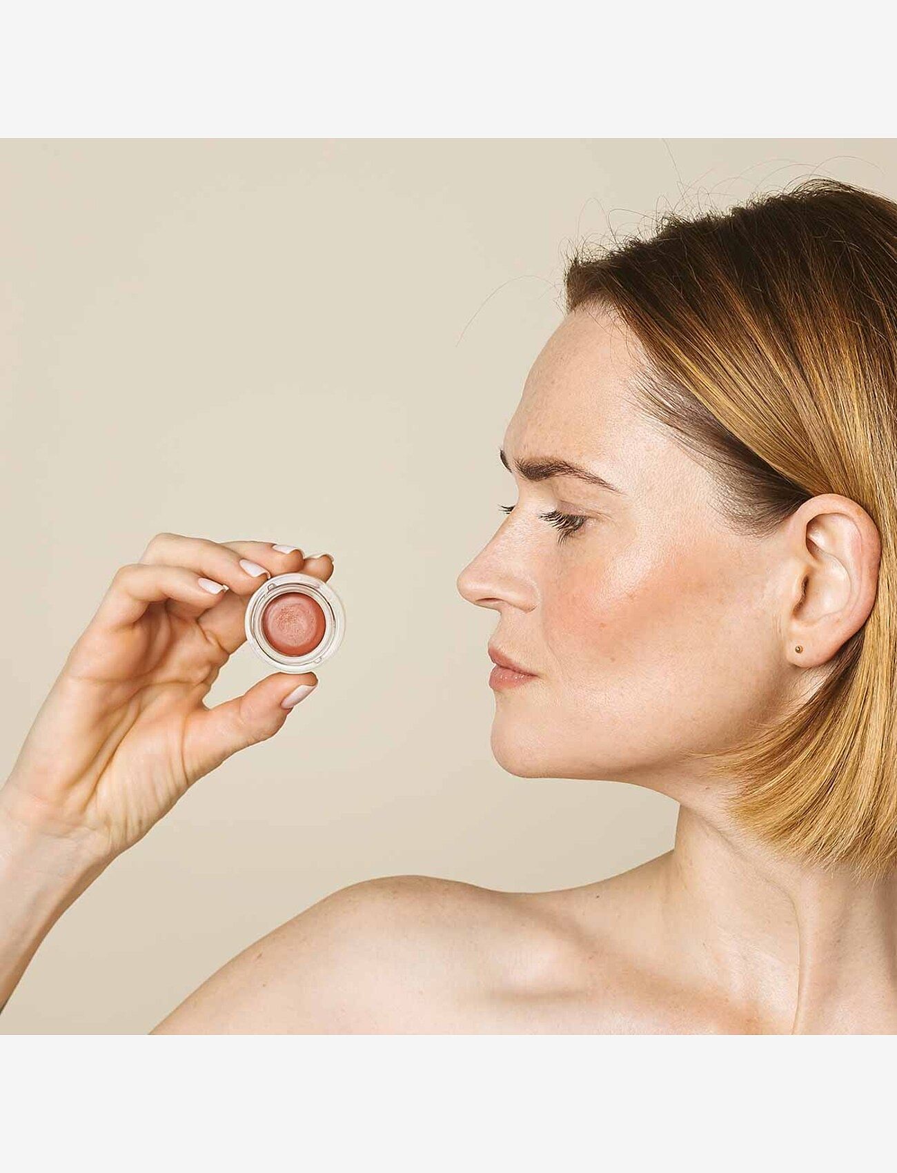 Uoga Uoga - Uoga Uoga Lip & Cheek Tint 2-in-1: creamy blush and lip colour - bliv klar til date night - nude - 2