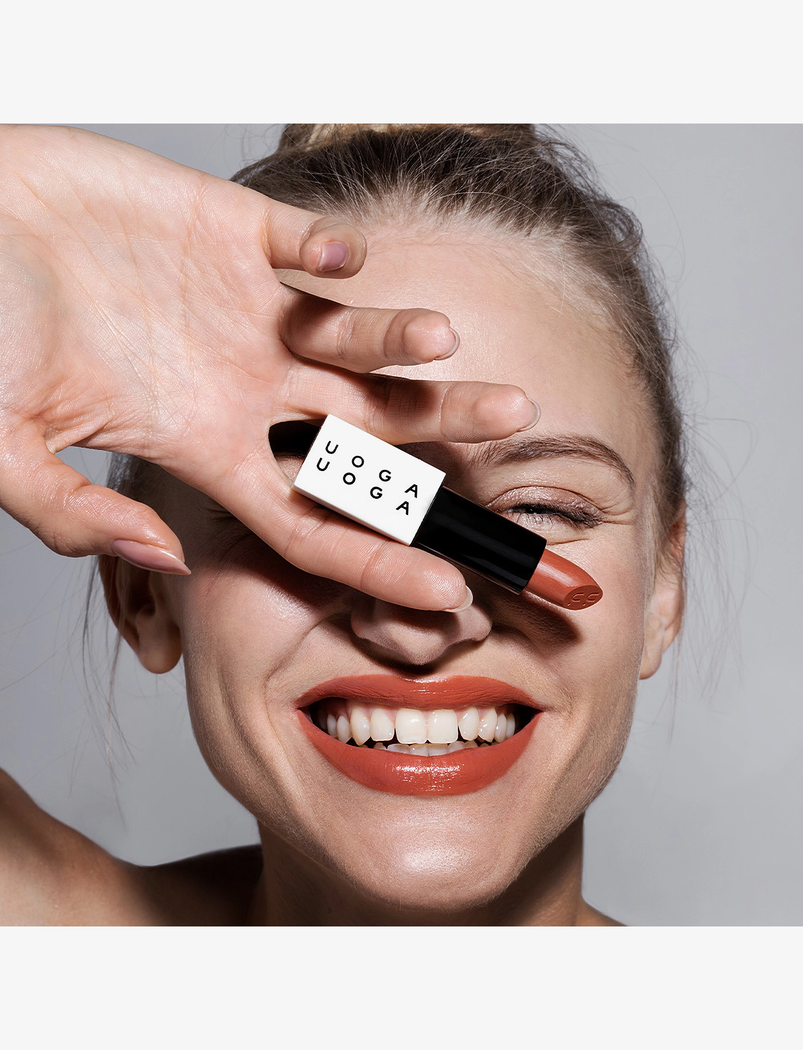 Uoga Uoga - Uoga Uoga Nourishing Sheer Natural Lipstick - bliv klar til date night - fireberry - 4