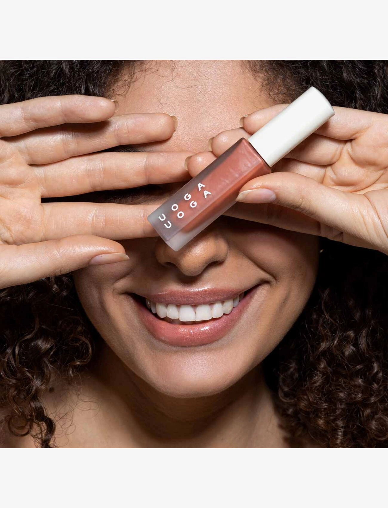Uoga Uoga - Uoga Uoga Nourishing Lip Gloss - bliv klar til date night - glowberry - 4