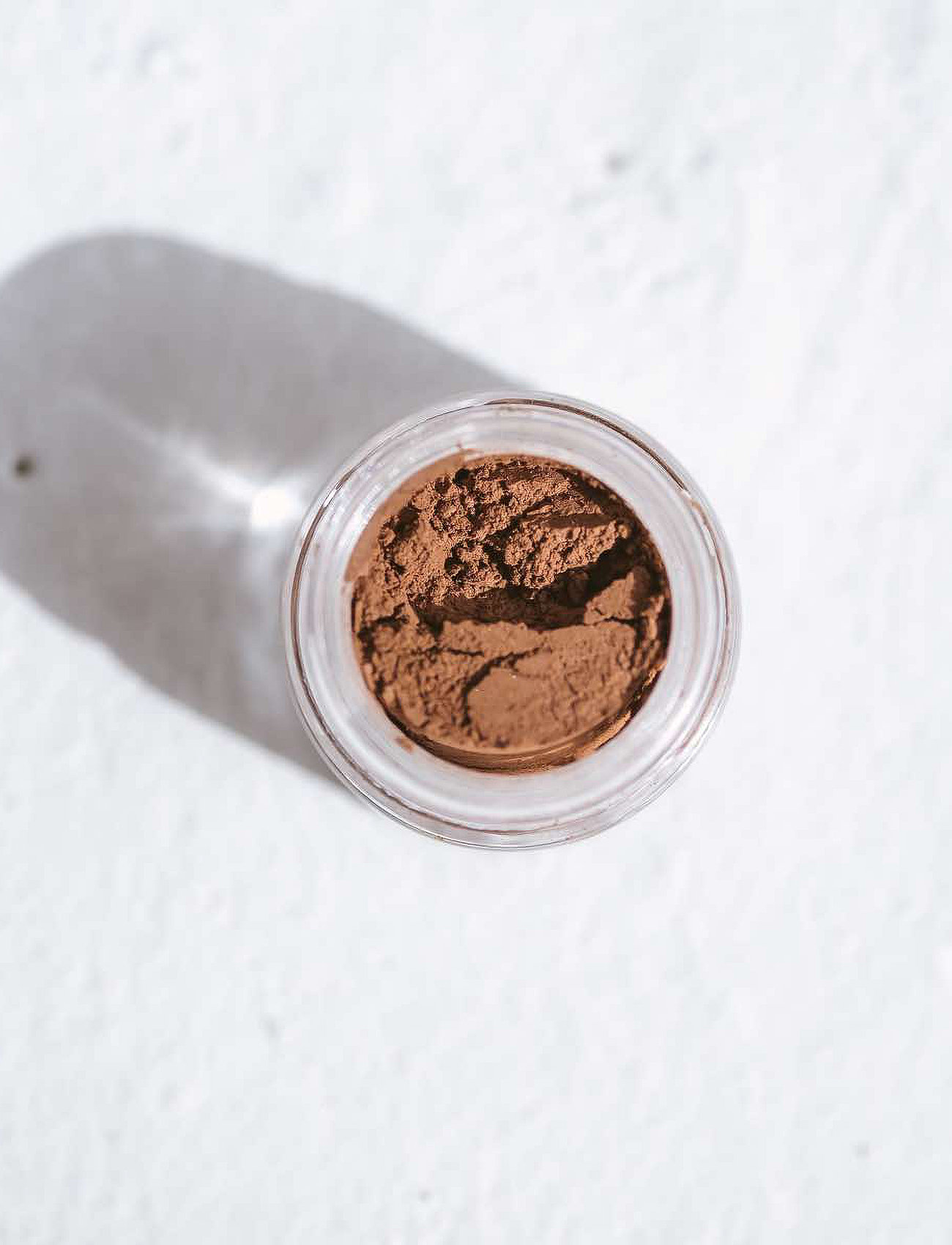 Uoga Uoga - Uoga Uoga Mineral Eye Shadow wiht amber - bliv klar til date night - oh-owl - 2