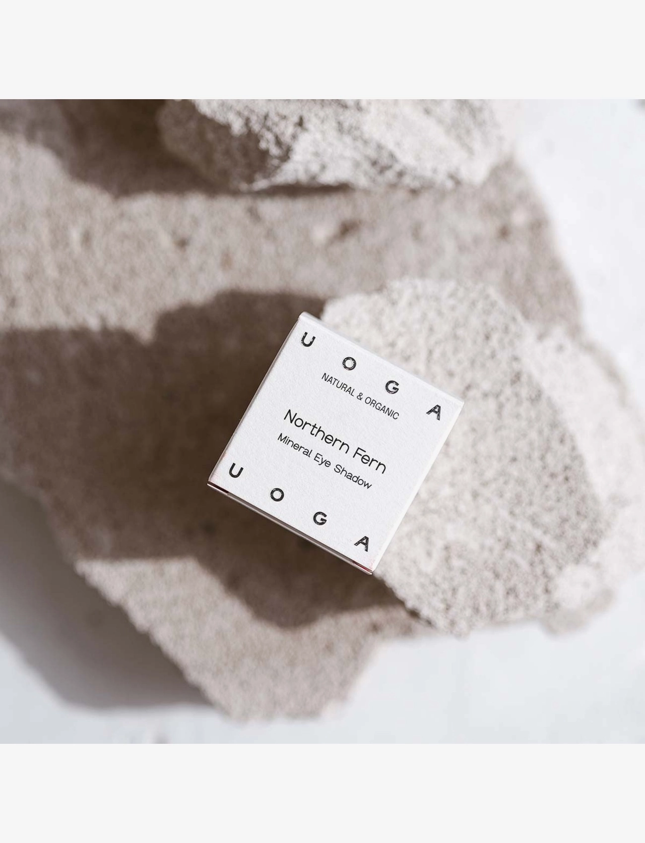 Uoga Uoga - Uoga Uoga Mineral Eye Shadow with amber - bliv klar til date night - northern fern - 4