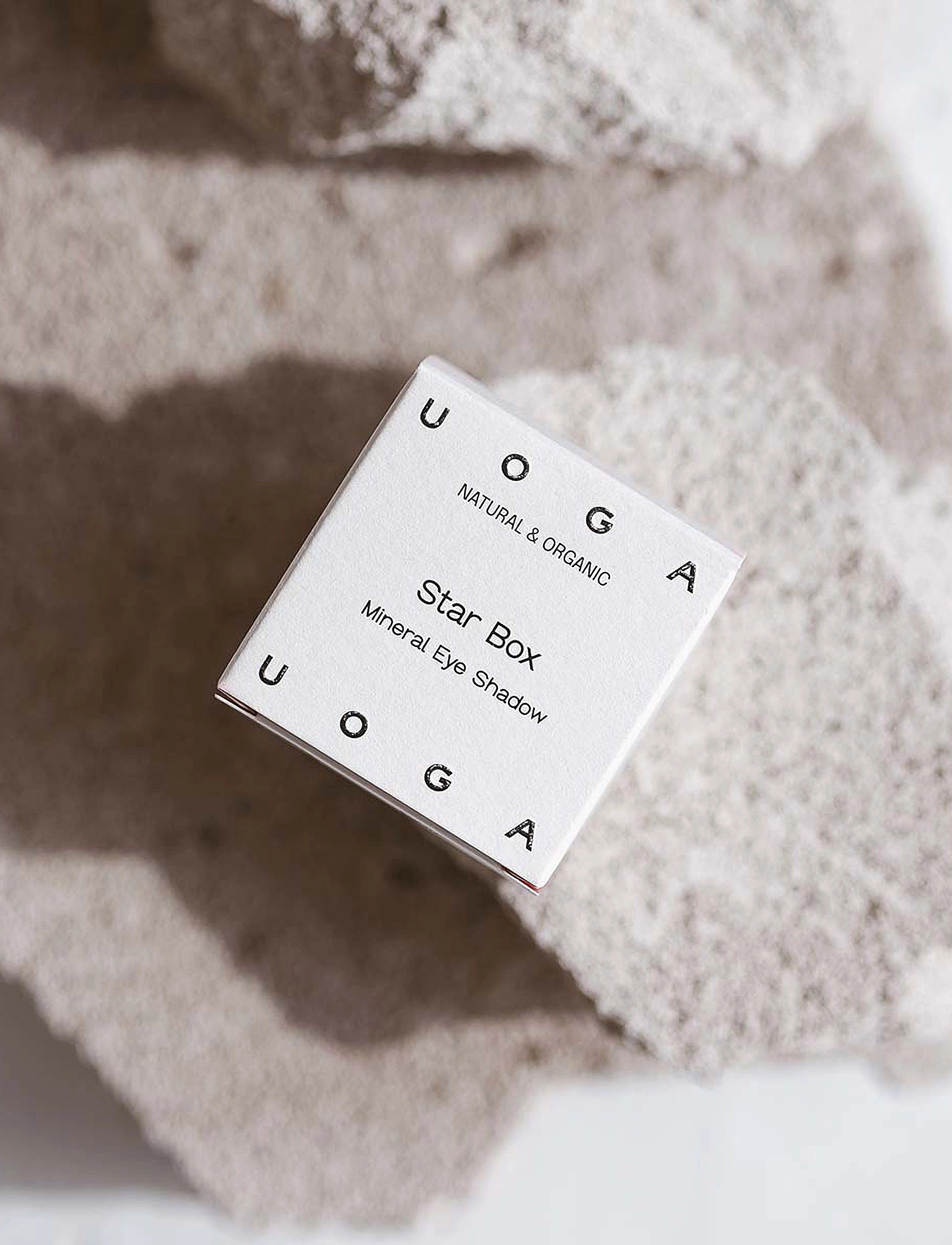 Uoga Uoga - Uoga Uoga Mineral Eye Shadow wiht amber - bliv klar til date night - star box - 4