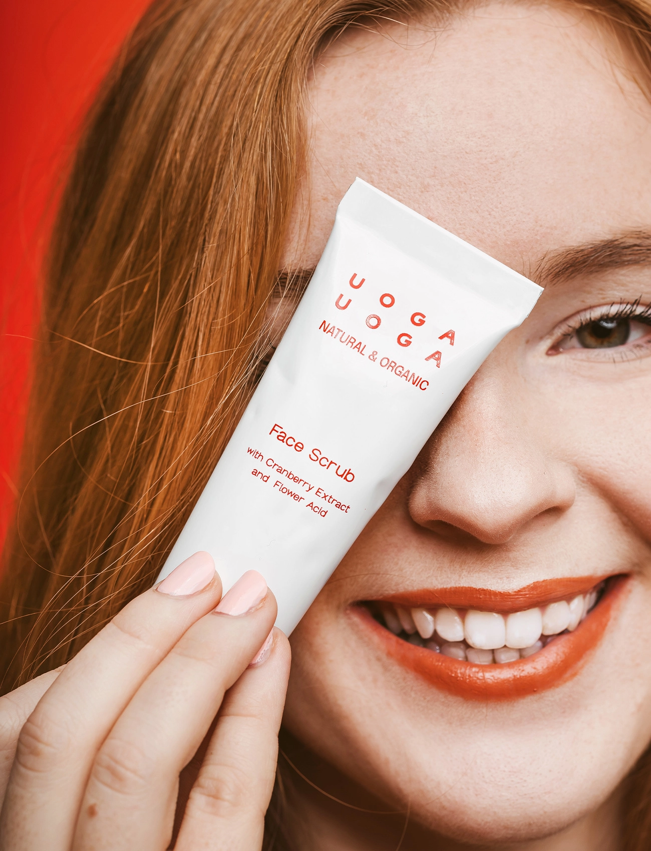 Uoga Uoga - Uoga Uoga Face Scrub with flower acid and cranberry extract - peeling - ansigte - clear - 1