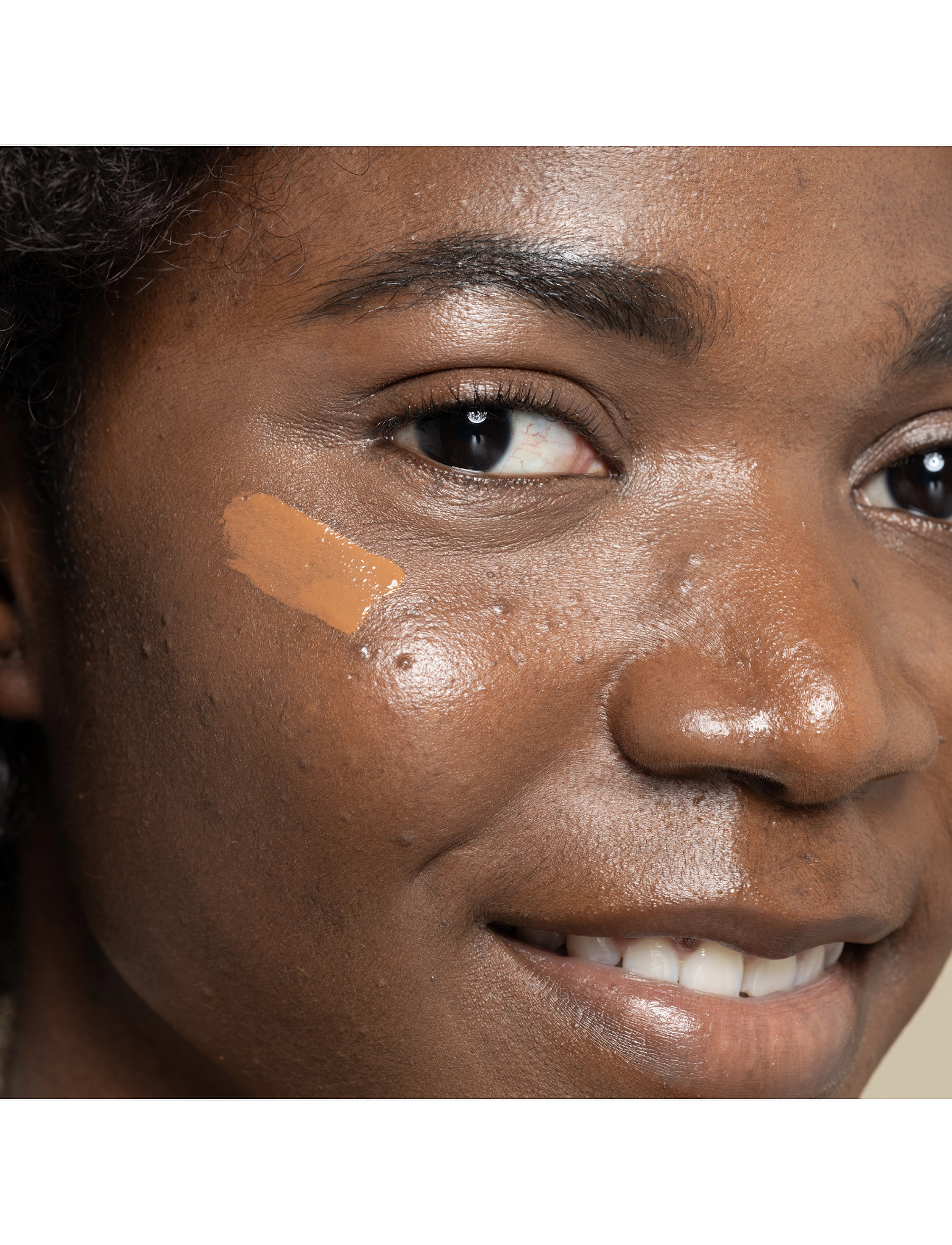Uoga Uoga Uoga Uoga Liquid Mineral Concealer Invisible Hero, 5 ml, Ansigt > Concealer, Dame