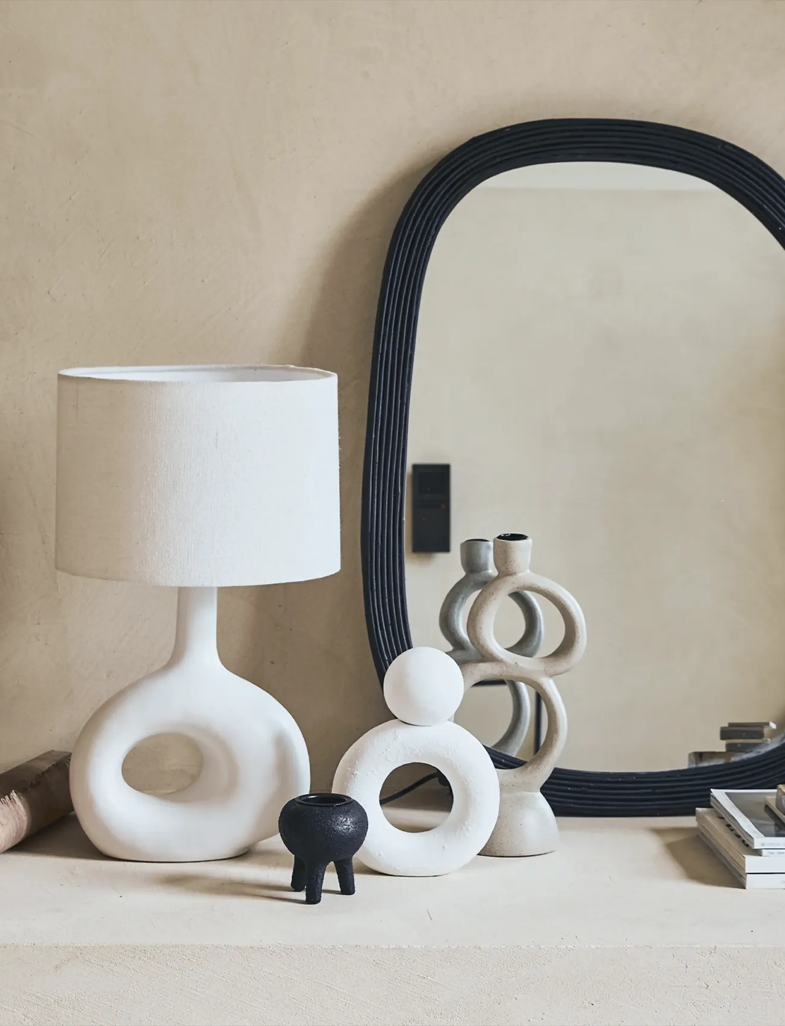 Urban Nature Culture Table Lamp Soft Organic, Ø 28 cm, Lamps, Weiß - Homeware