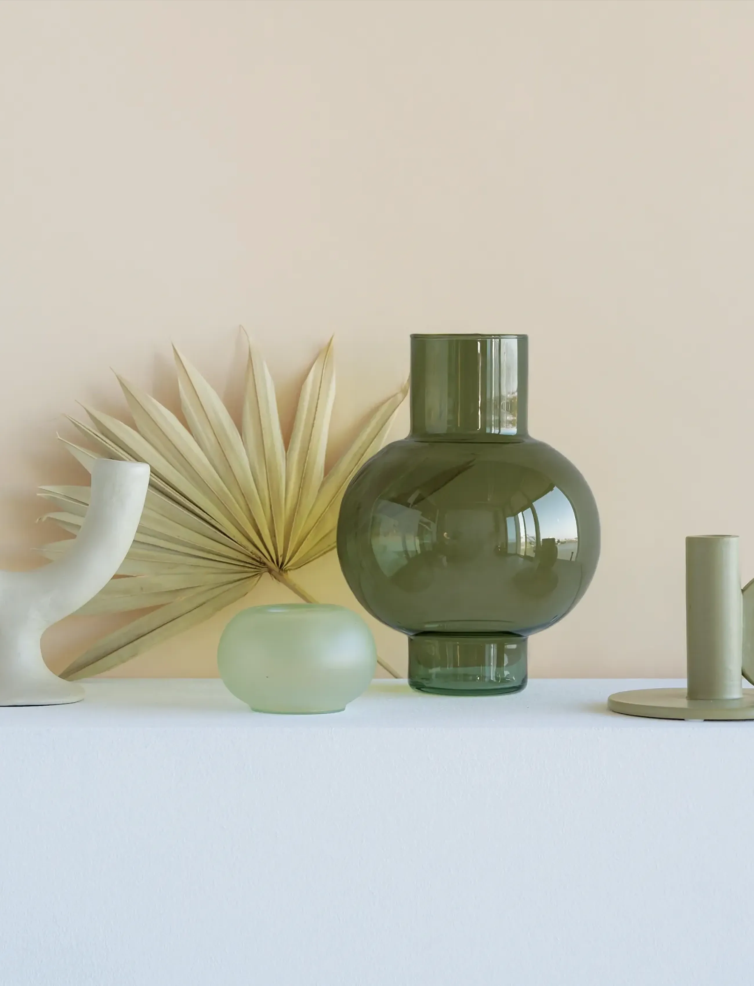 Urban Nature Culture Urban Nature Culture Vase Yaro, Ø 25 cm, Green, Vases > Other Vases, Unisex