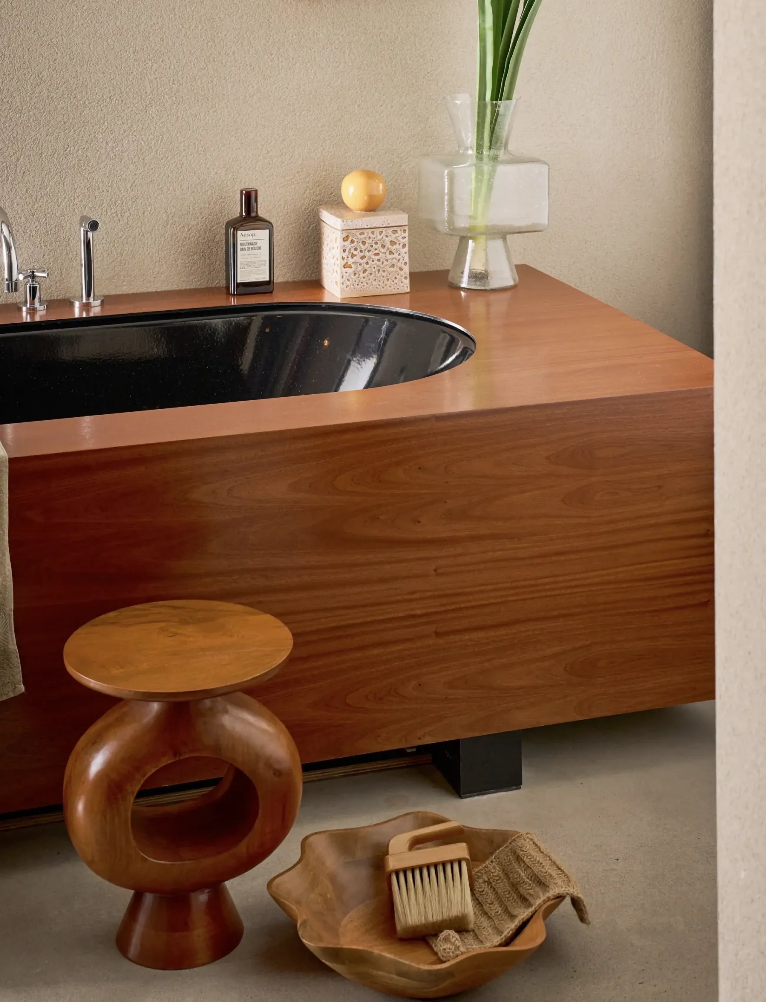 Urban Nature Culture Side Table Farren, Ø 30 cm, Tables, Braun - Tables & Small Homeware