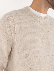 Urban Pioneers - Mozart Sweater - megztinis su apvalios formos apykakle - chalk - 3