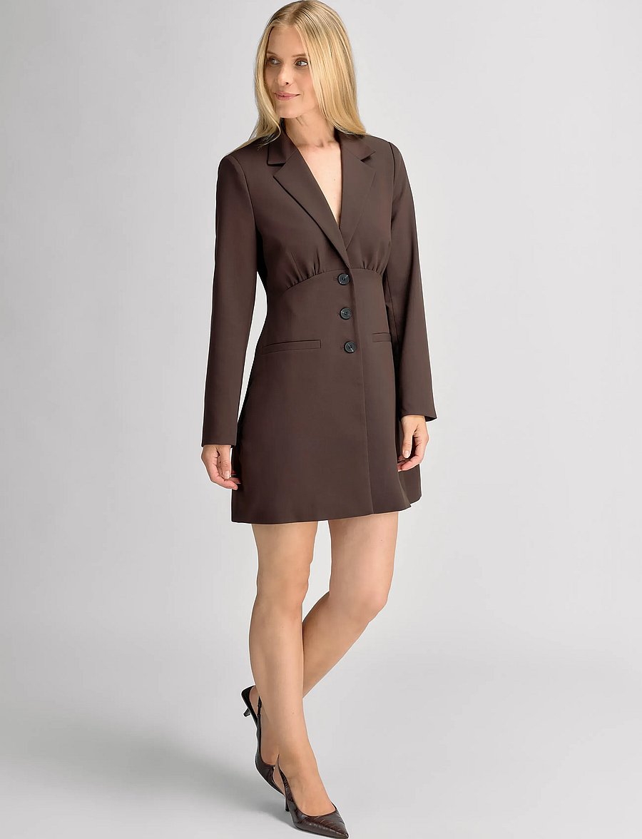 Urban Pioneers - Clara Dress - kurze kleider - black coffee - 0