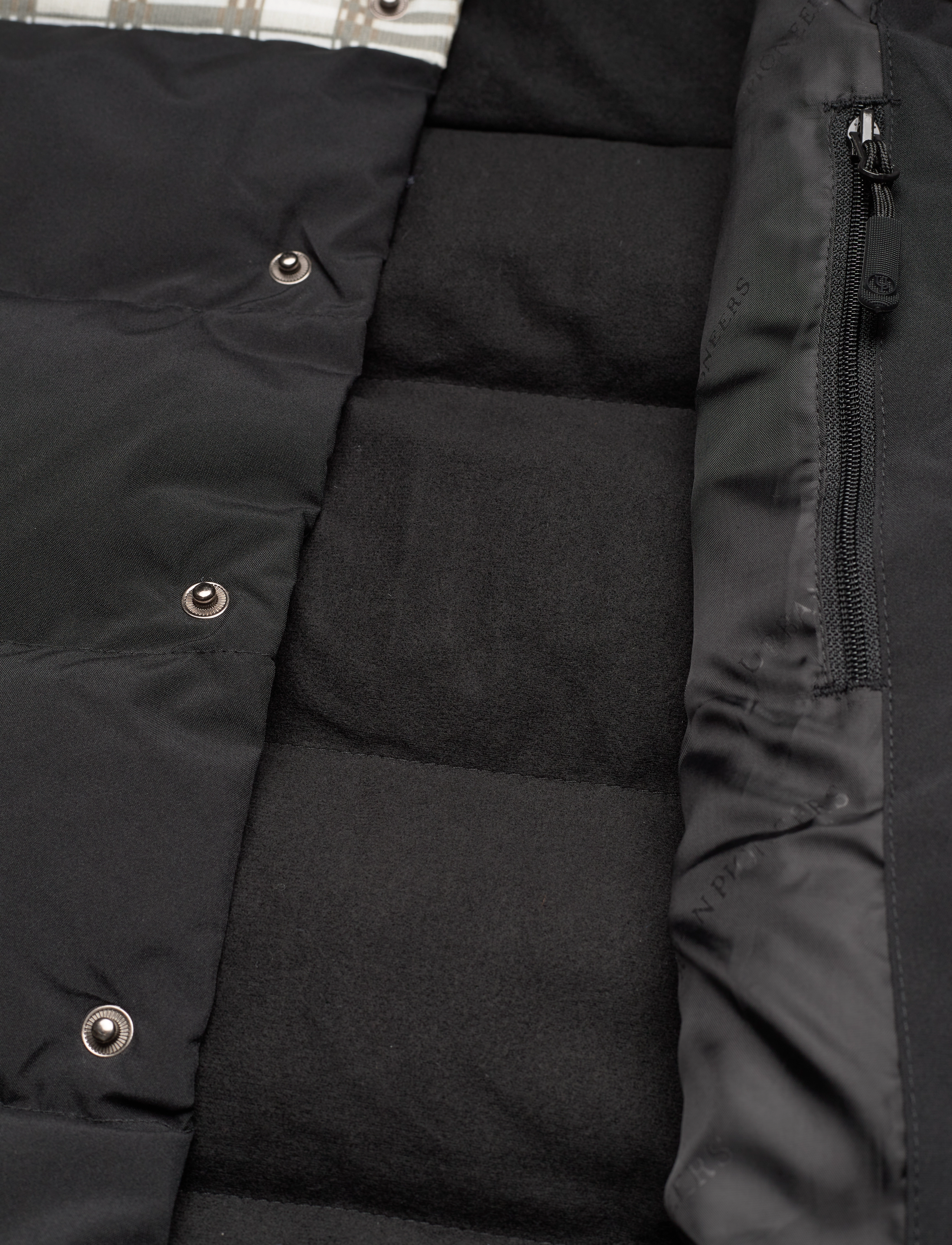 Urban Pioneers - Alessio Vest - westen - black - 4