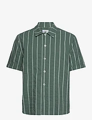 Urban Pioneers - Shack Shirt - kortermede skjorter - green - 0