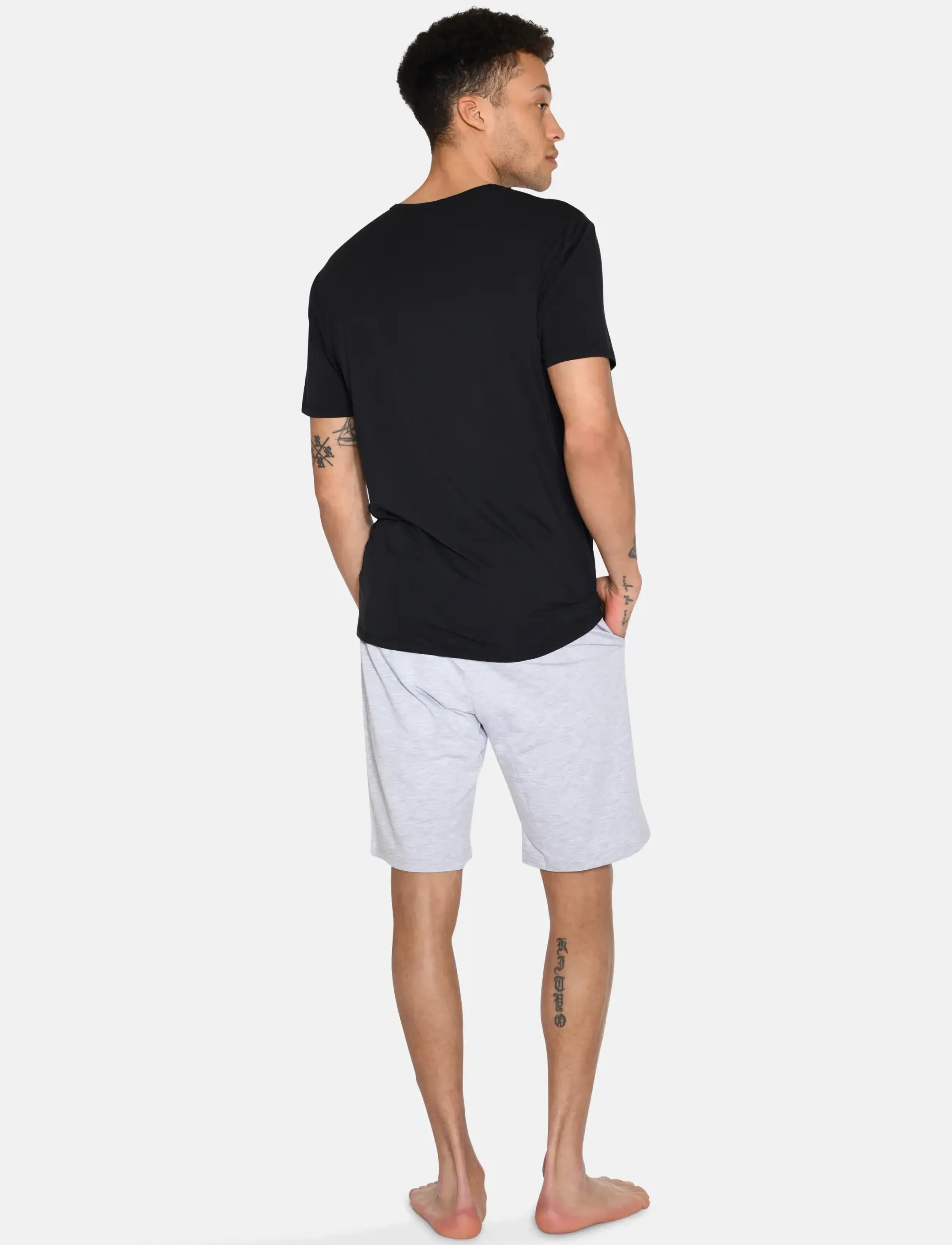 URBAN QUEST - 4-Pack Men Bamboo V-neck Undershirt - nattrøjer - black - 2