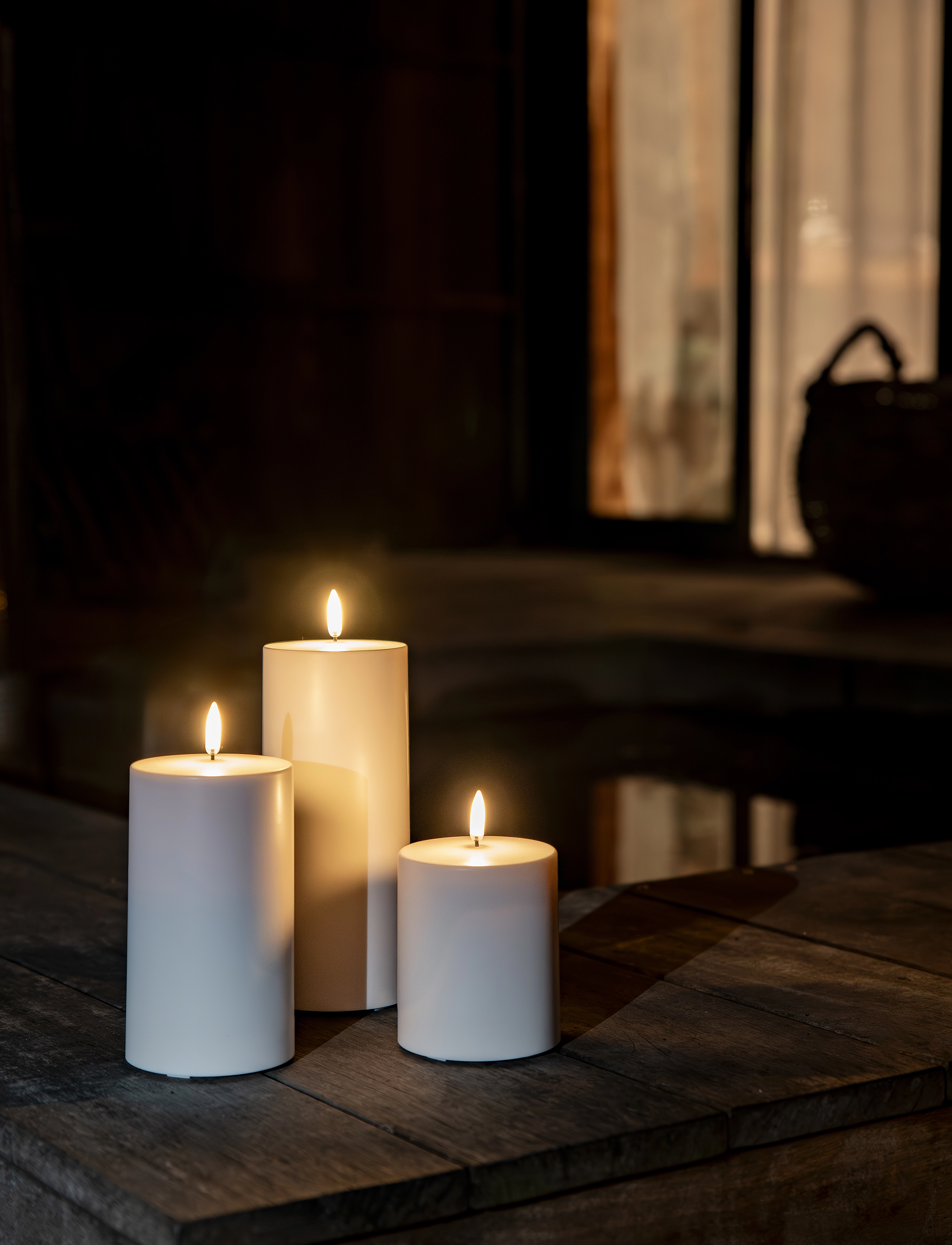 UYUNI Lighting Outdoor Led Pillar Candle, White, 8,4X10 Cm, H10 cm, Candles, Weiß - Block Homeware