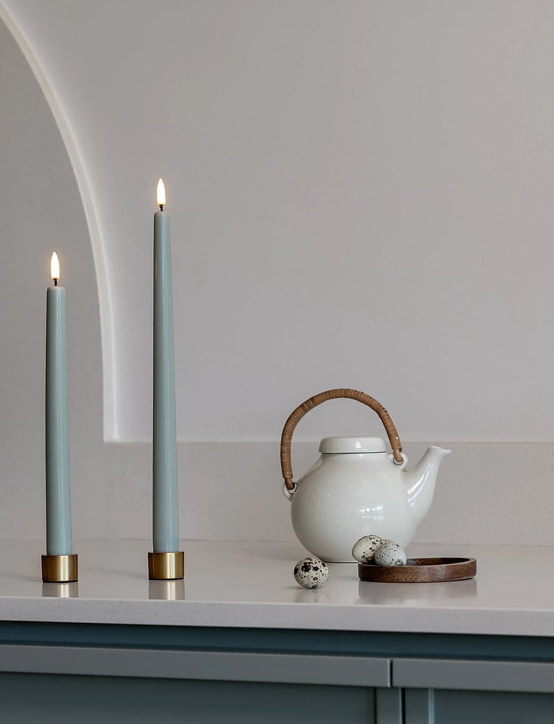 UYUNI Lighting - Taper Candle Soft-fit Cap W2,3 H32 - led kerzen - dusty green - 0