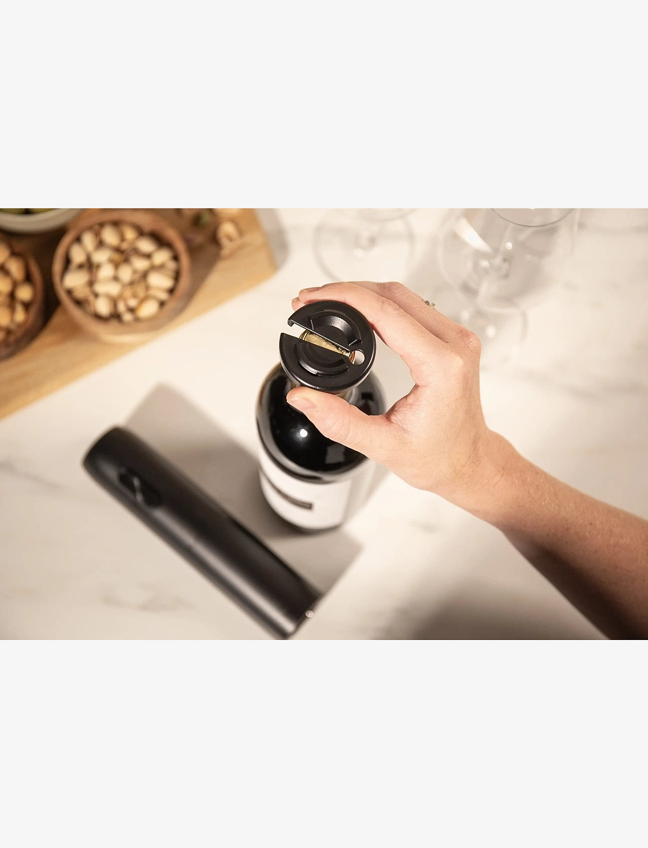 Vacuvin - Electric Wine Opener Vacuvin® - pudeliavajad ja -korgid - svart - 1