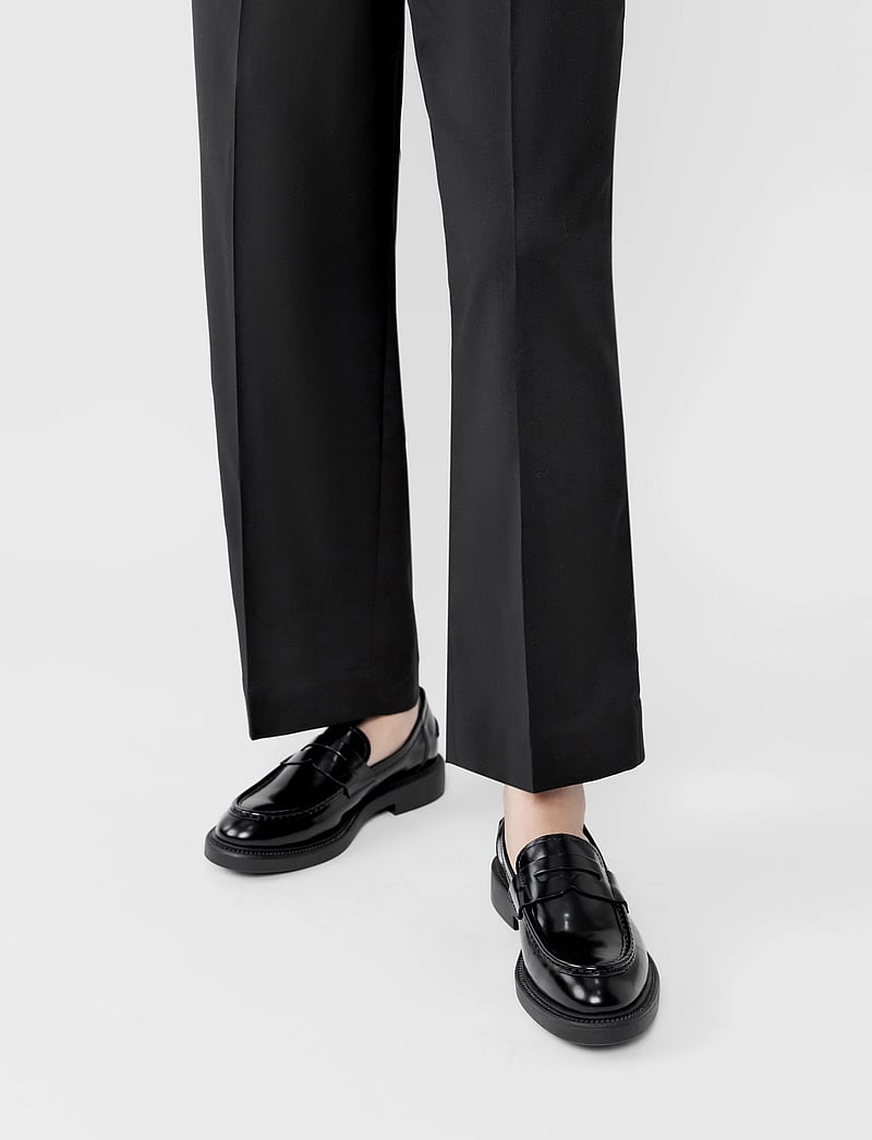 VAGABOND - ALEX W - black - 5