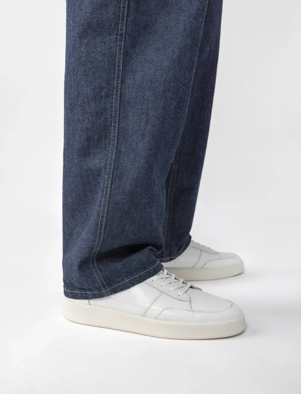 VAGABOND - TEO - niedriger schnitt - white - 0