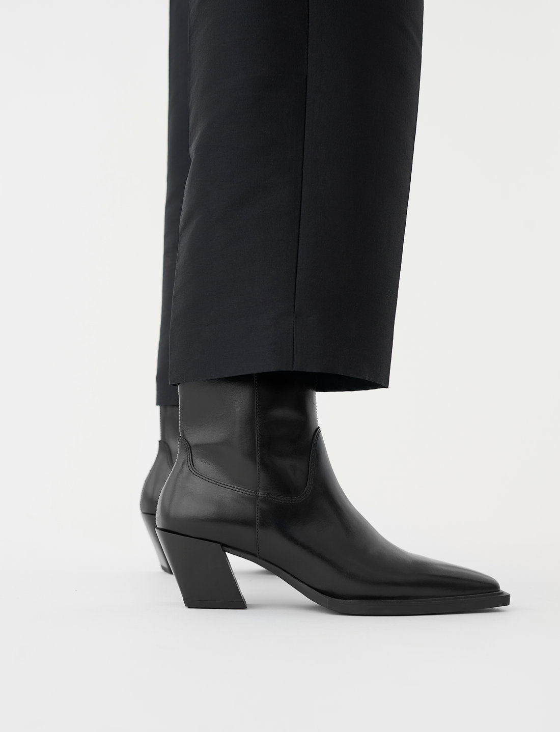 VAGABOND Alina Heeled ankle boots Boozt