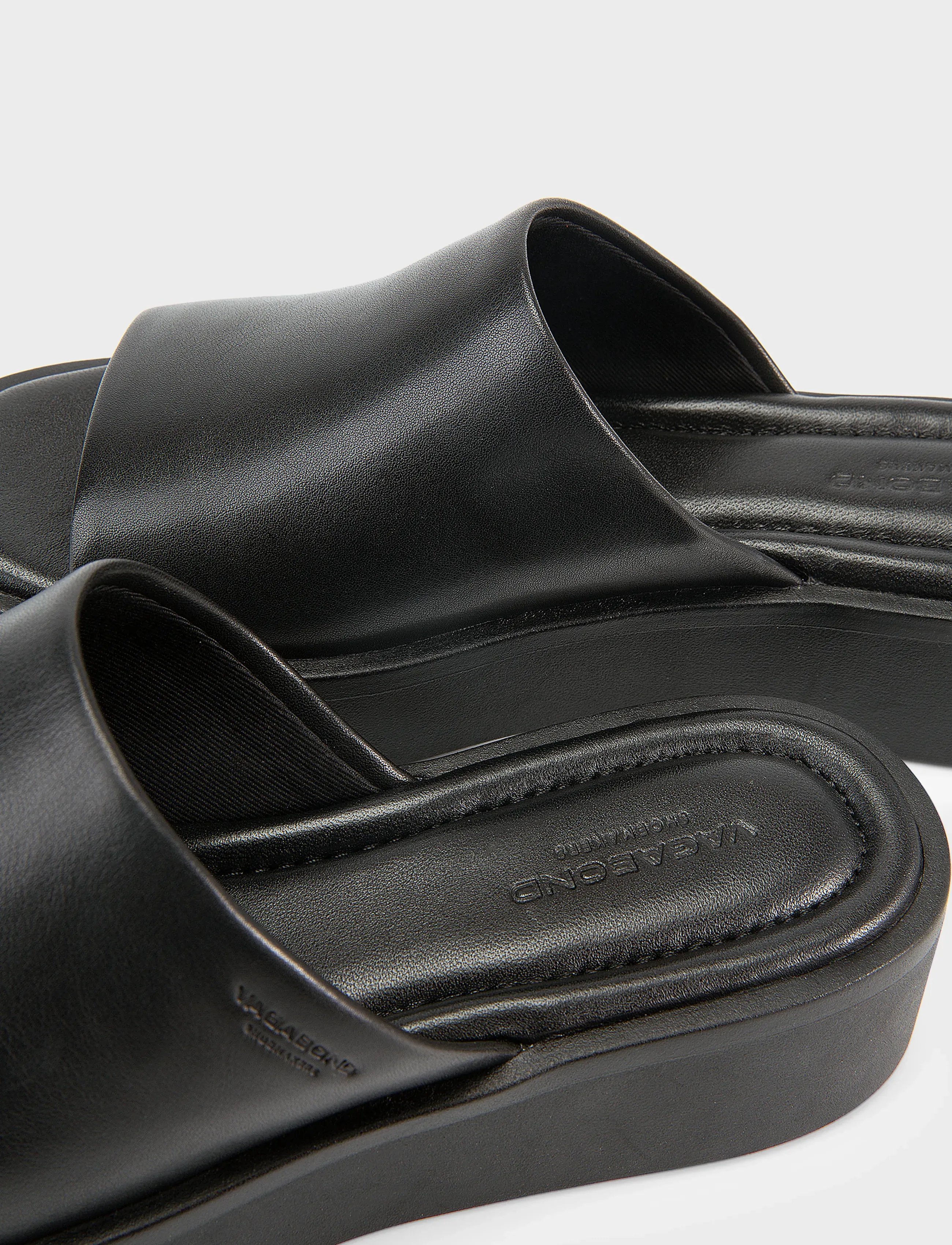 VAGABOND - DANYA - platform sandals - black - 4