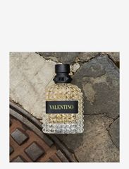 Valentino Fragrance - Uomo Born in Roma Yellow Dream Eau de Toilette - eau de parfum - clear - 5