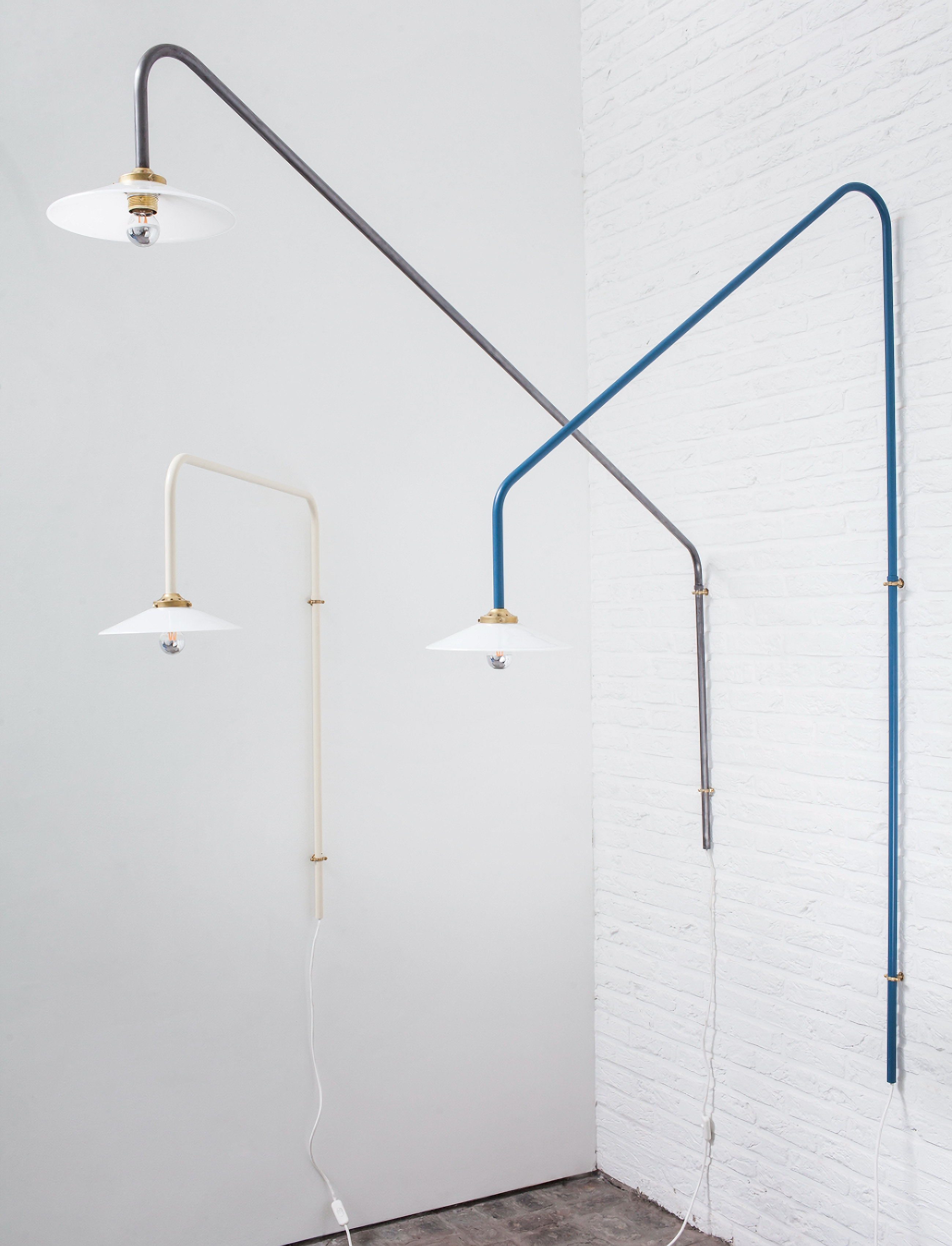 Valerie Objects Hanging Lamp N°1 L Unlacquered Steel Mvs, One Size, Grey, Lamper > Væglamper, Unisex