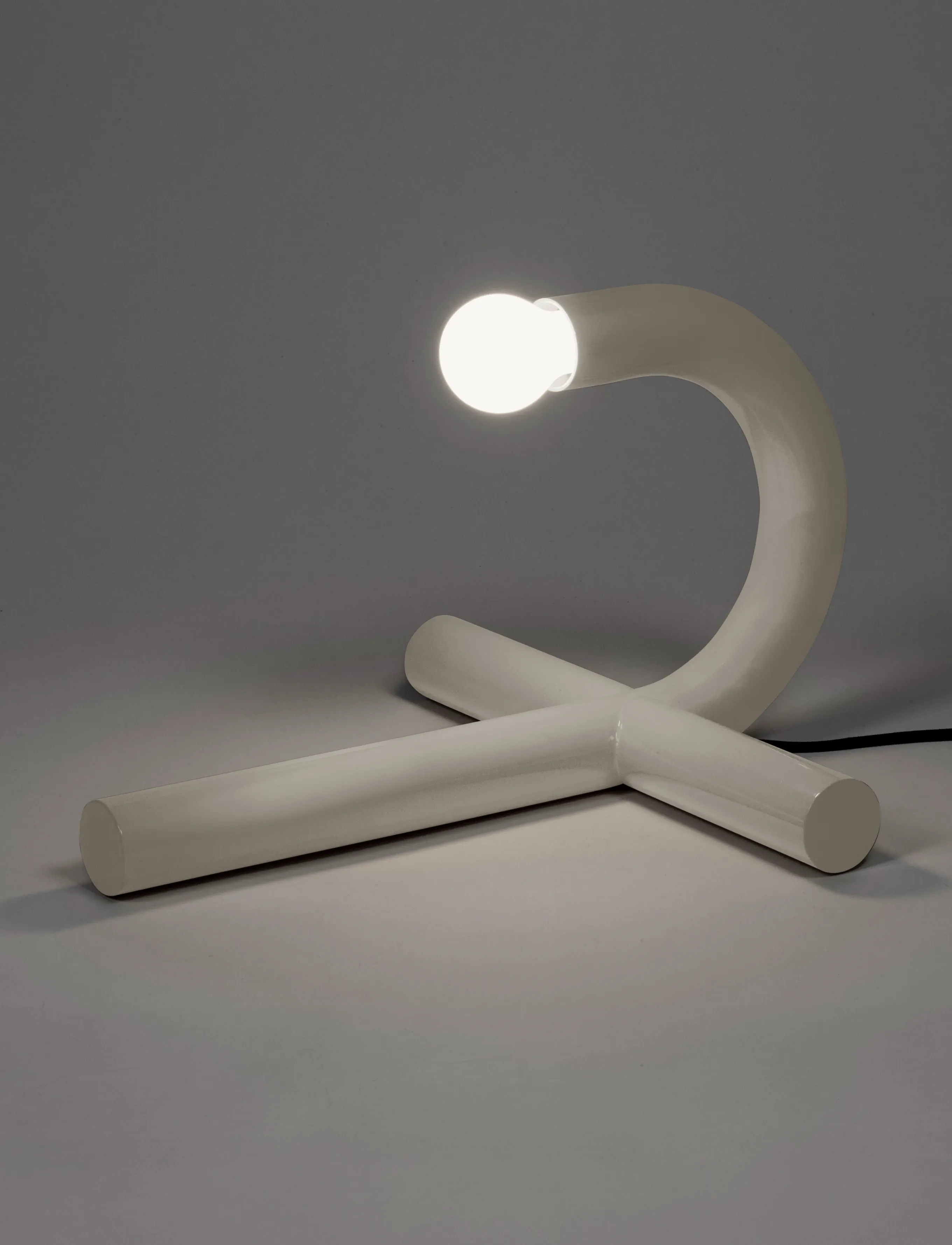 Valerie Objects - TABLE LAMP WHITE LA TRE E MEZZO BIANCA - bordslampor - white - 0