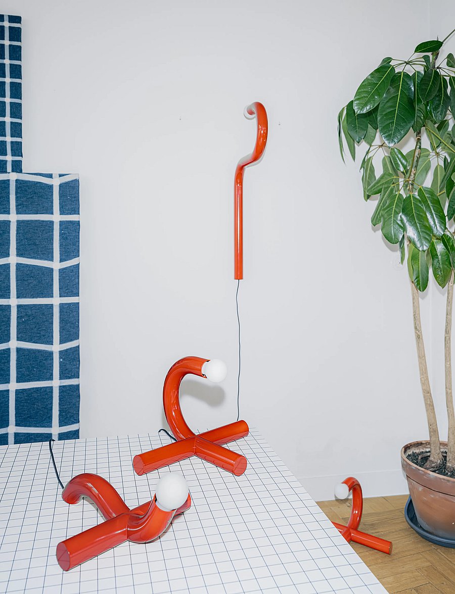 Valerie Objects - WALL LAMP WHITE LA QUATTRO BIANCA - wandleuchten - red - 2