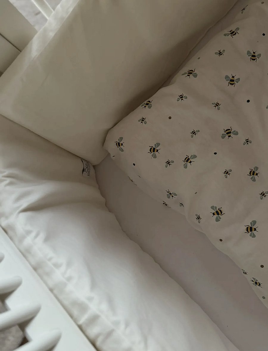 Vanilla Copenhagen - Bed Bumper Cot - Milk - bedomrander - milk - 2