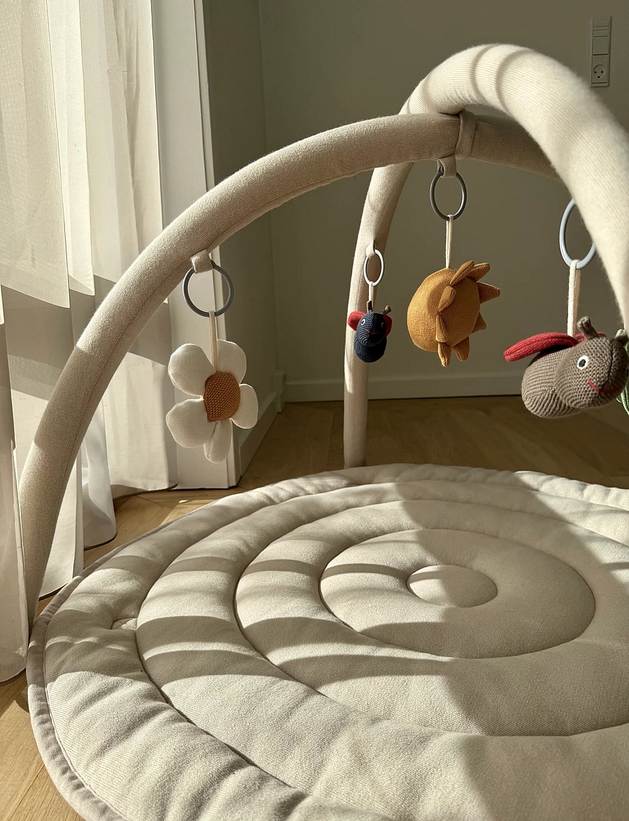 Vanilla Copenhagen - Playmat - Ladybug - spielbögen & spielmatten - oyster - 0