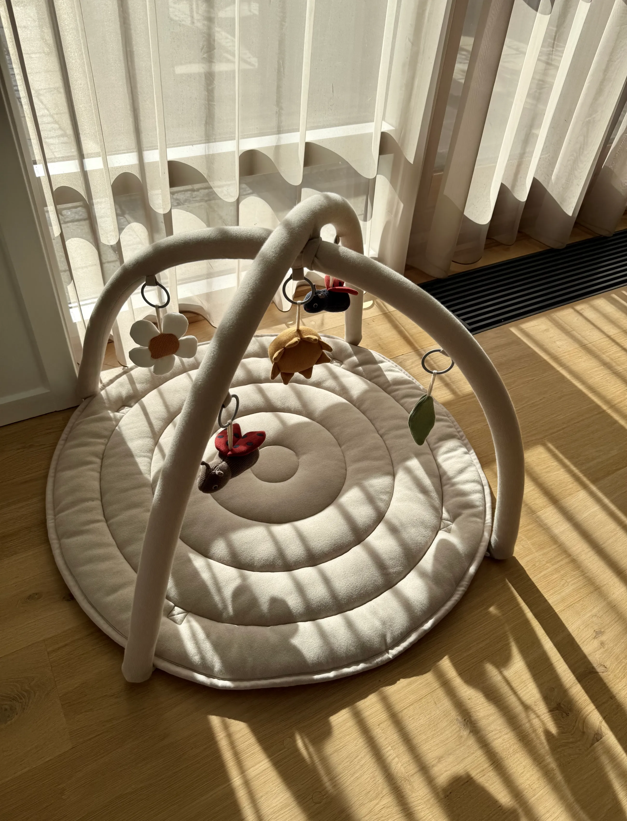 Vanilla Copenhagen - Playmat - Ladybug - spielbögen & spielmatten - oyster - 4