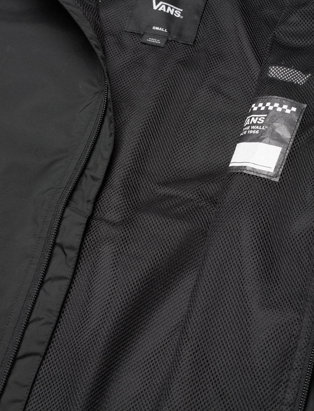 Vans off the wall windbreaker best sale