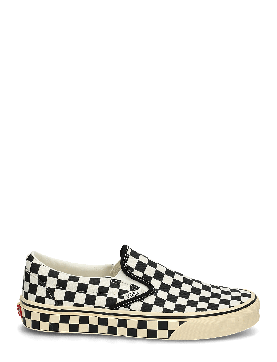 VANS - Classic Slip-On - low tops - black/marshmallow - 1