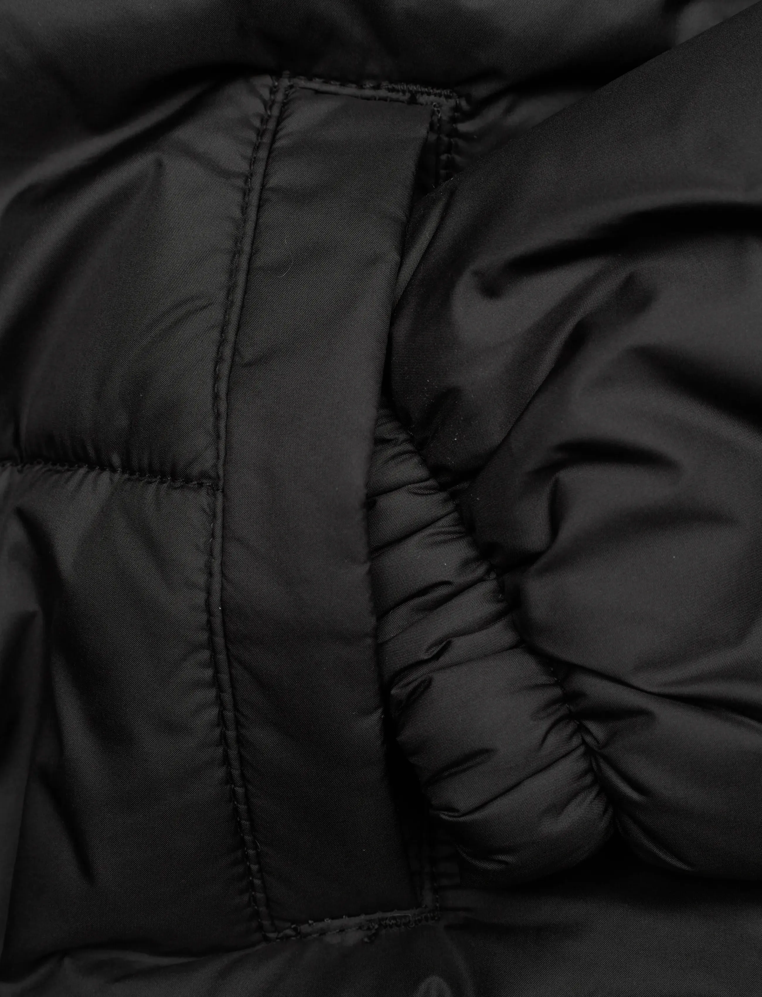 VANS - MTE Hillgate Cropped Puffer - vinterjakker - black - 3