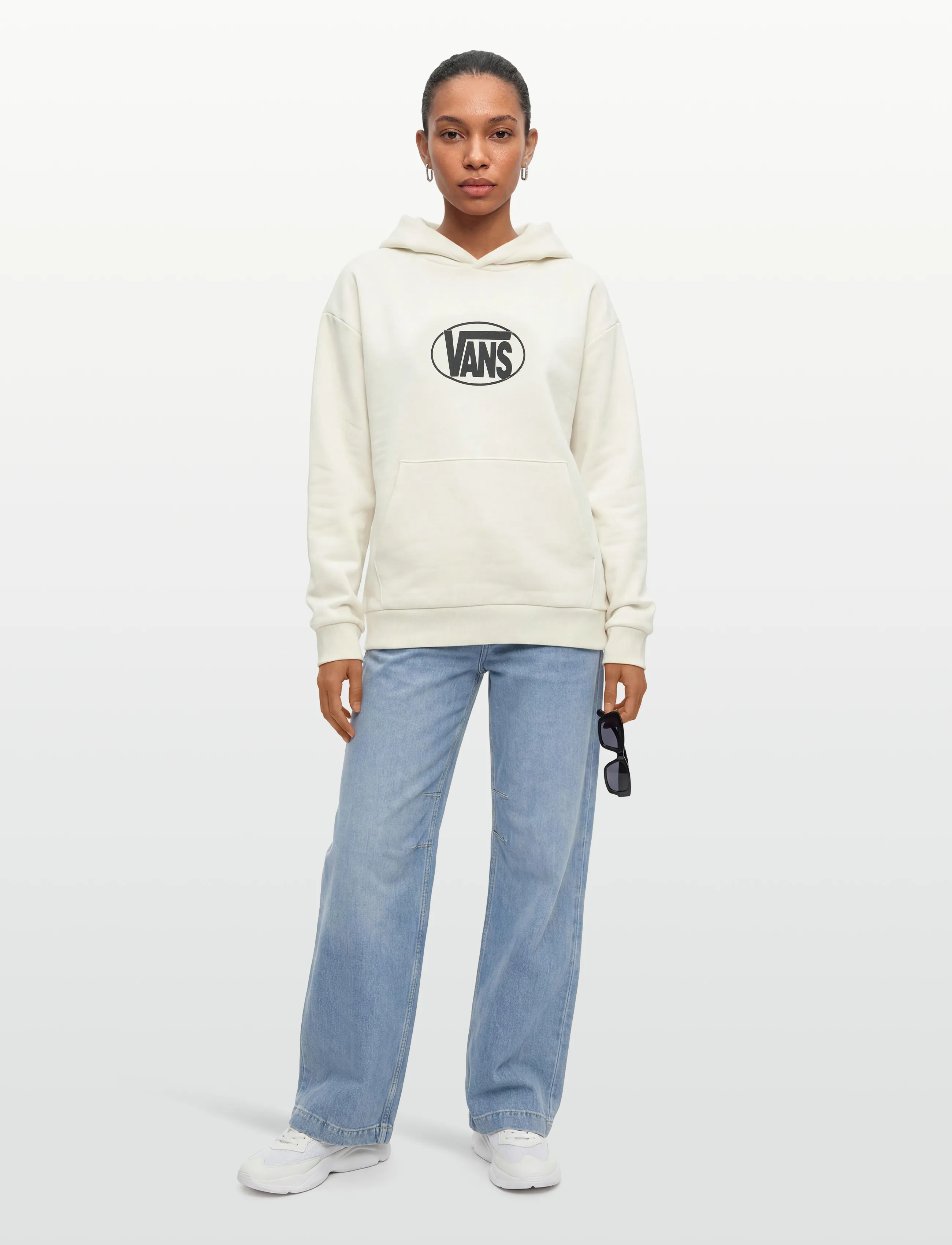 Oval Logo Relaxed Pullover 3