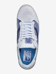 VANS - UA EVDNT UltimateWaffle - low top sneakers - (translucent)delactbllmgs - 3