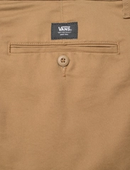 VANS - MN AUTHENTIC CHINO RELAXED SHORT - chinos shorts - dirt - 4