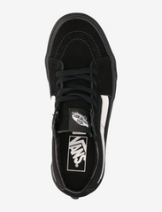 VANS - UA SK8-Low - sportiska stila apavi ar pazeminātu potītes daļu - contrast black/white - 3