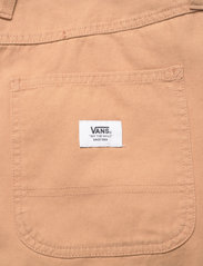 VANS - GROUND WORK SHORT - chino-shorts - burro - 4
