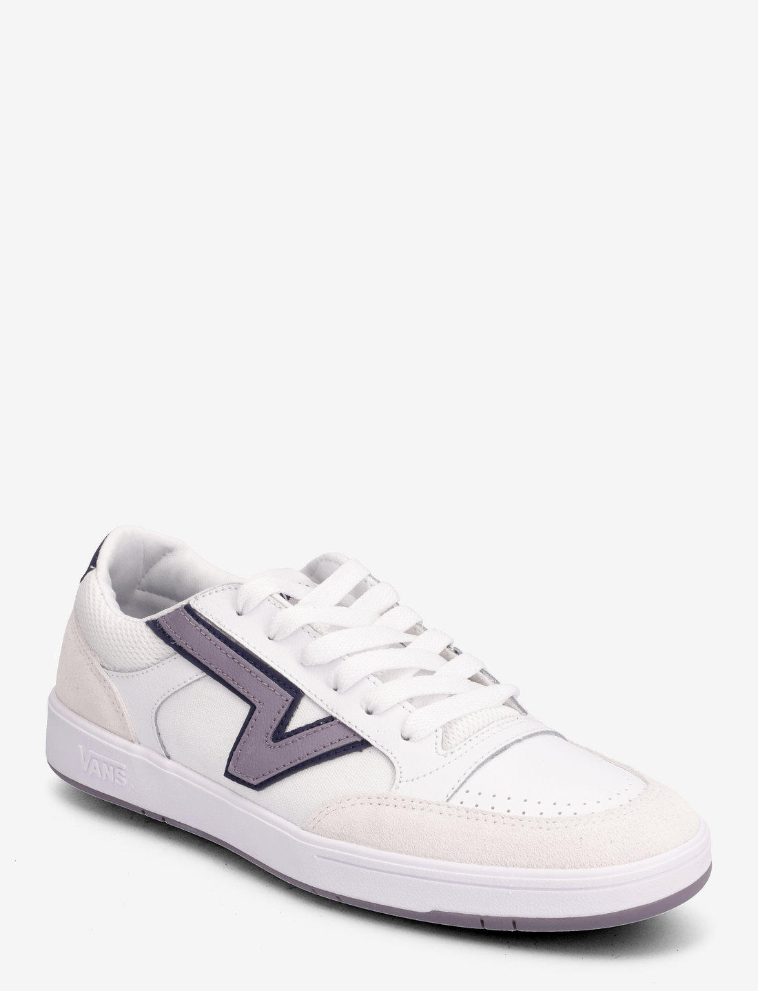 Cc low top 2024 sneakers