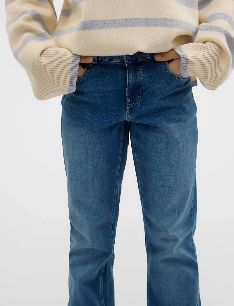 Vero Moda Girl - VMRIVER FLAR DNM JNS VI3336 GA GIRL NOOS - bootcut jeans - medium blue denim - 0