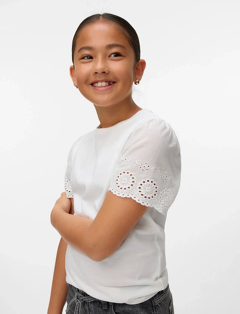 Vero Moda Girl - VMEMILY SS O-NECK TOP JRS GIRL NOOS - kortærmede t-shirts - snow white - 3