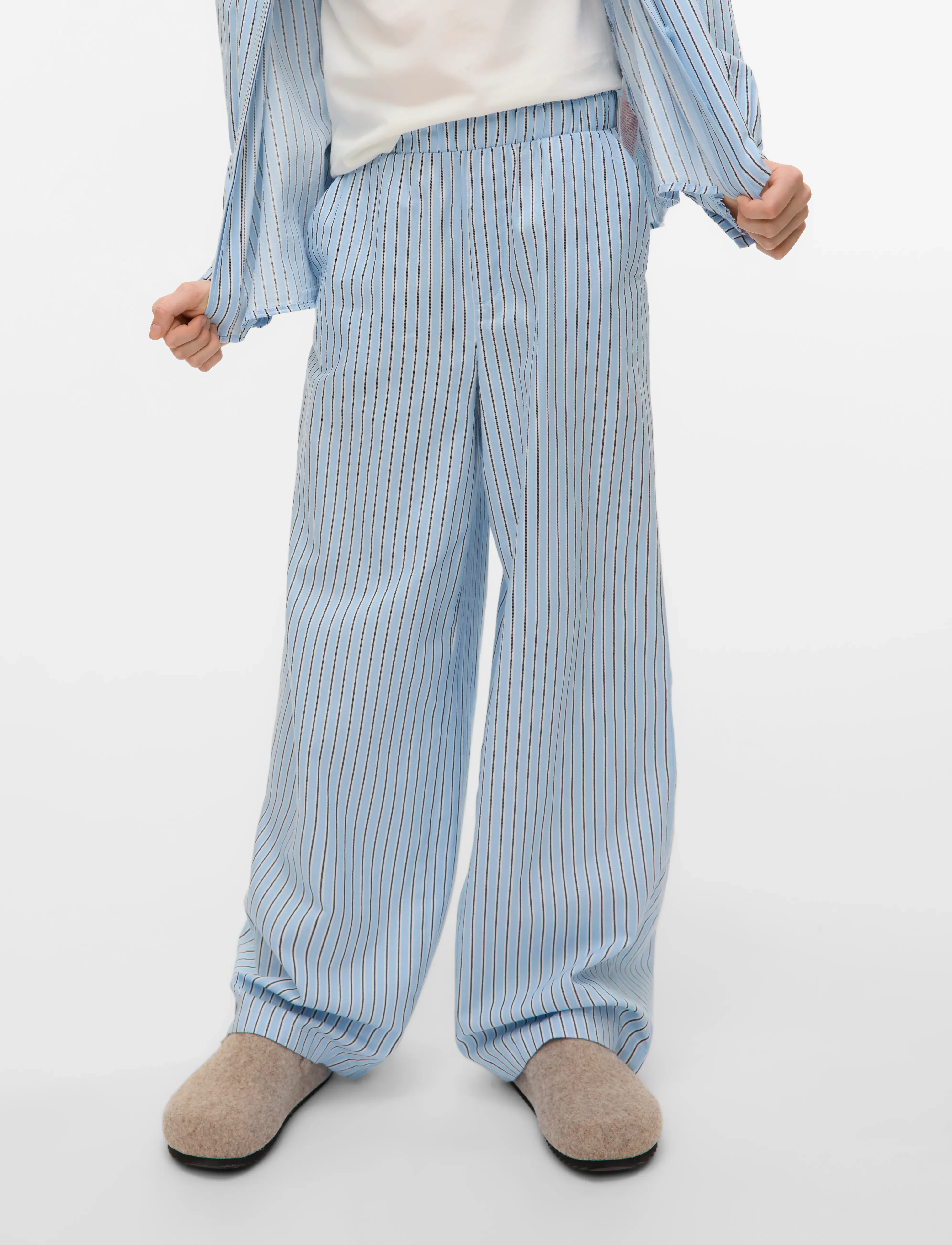 Vero Moda Girl VMPINNYS WIDE PANT WVN GIRL - Underdele - AIRY BLUE / blue