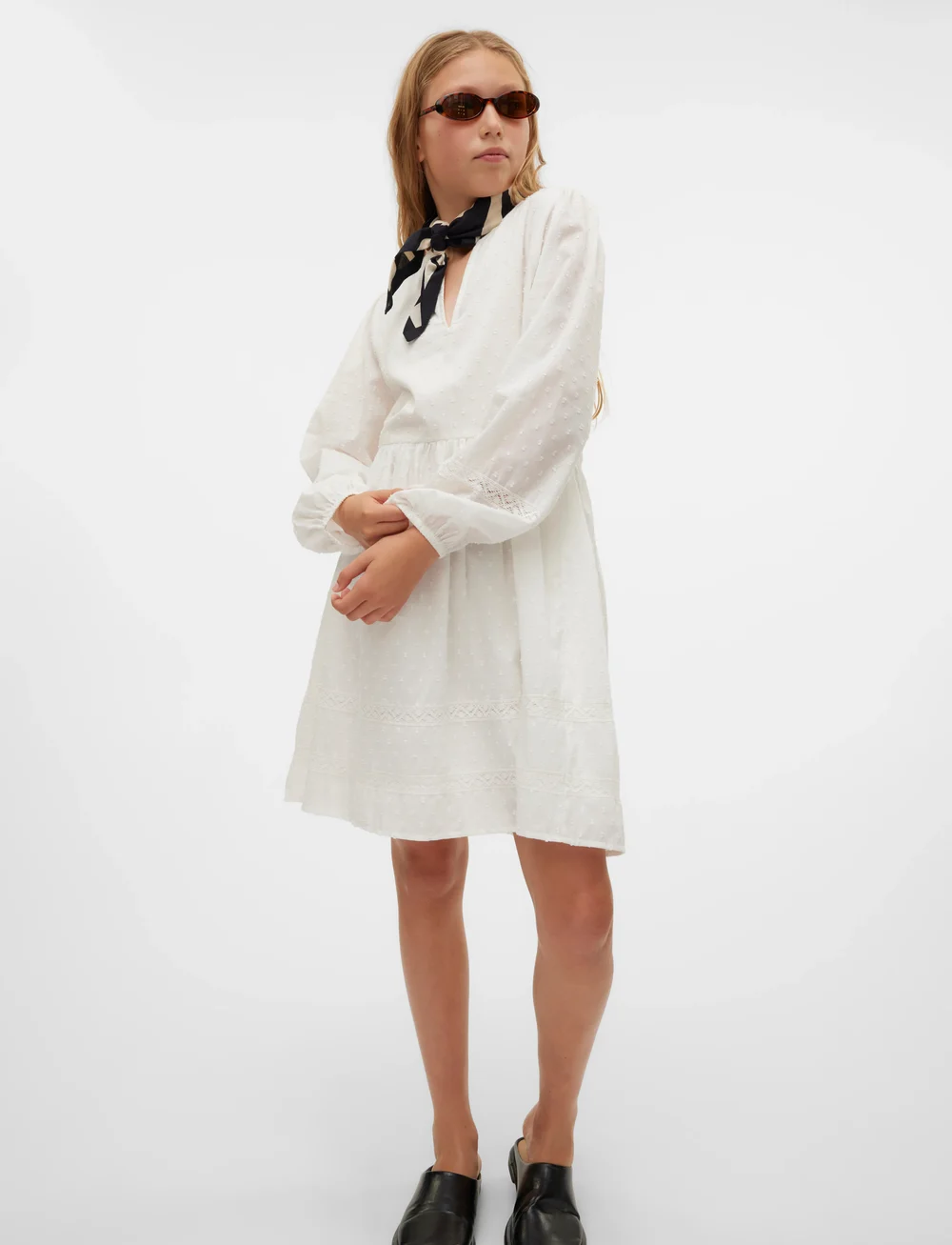 Vero Moda Girl - VMTRINE LS LACE SHORT DRESS WVN GA GIRL - kleidid - snow white - 3